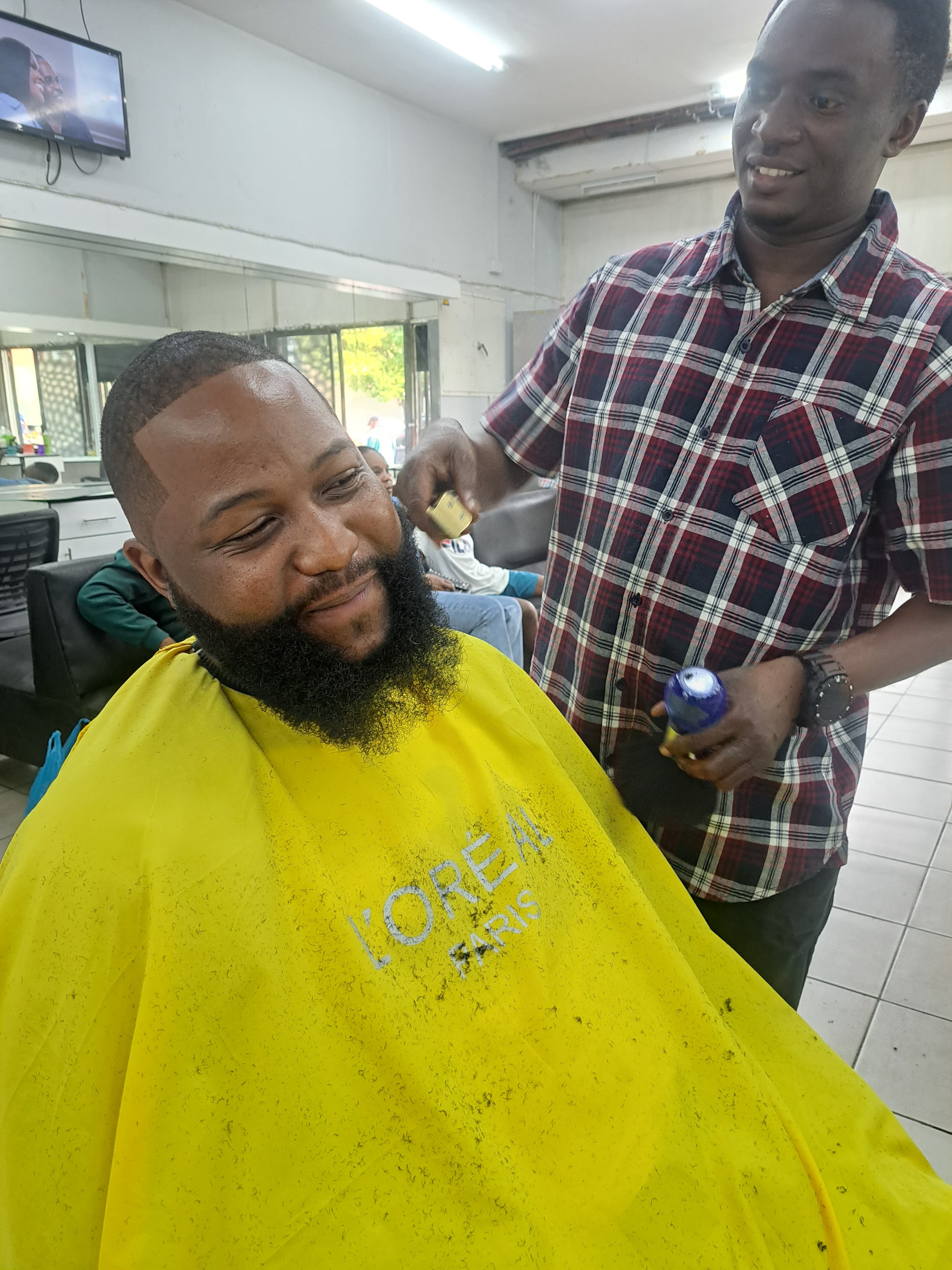 Jombas Professional Barbershope